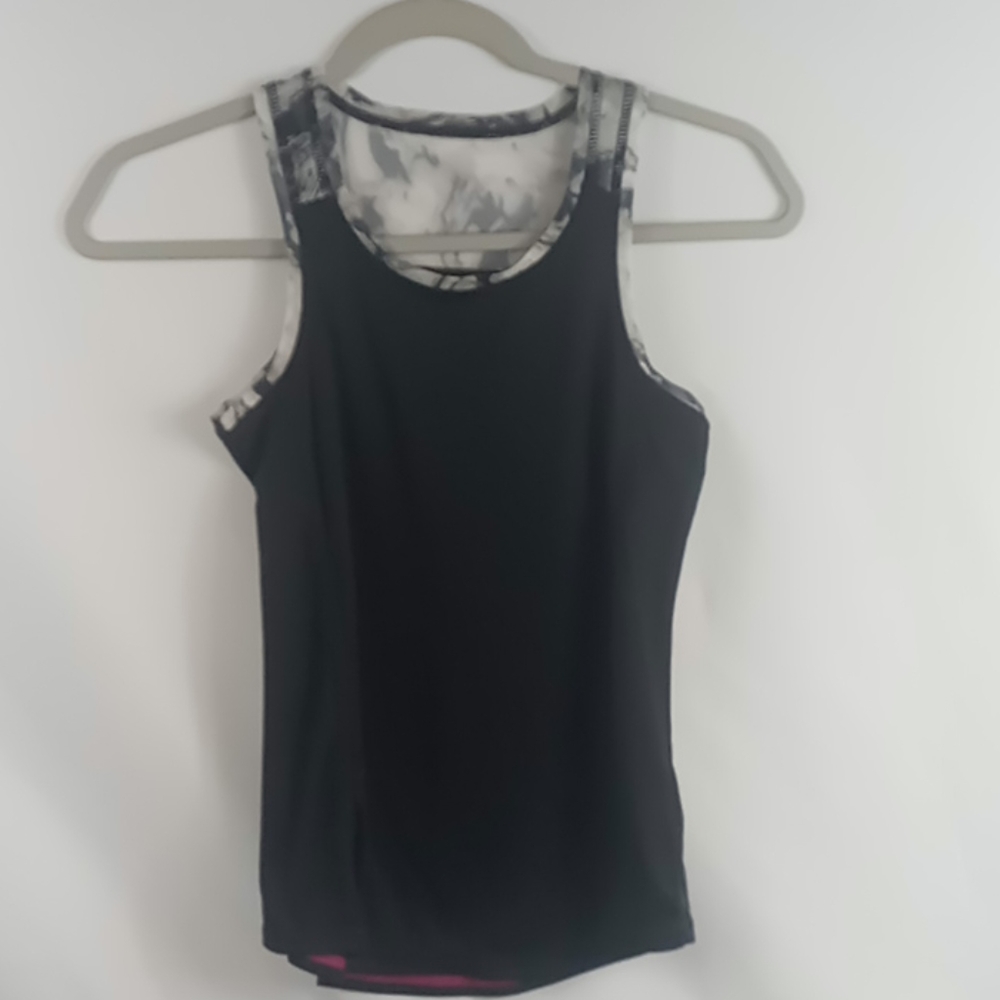 Athletic works tank size L(10-12)